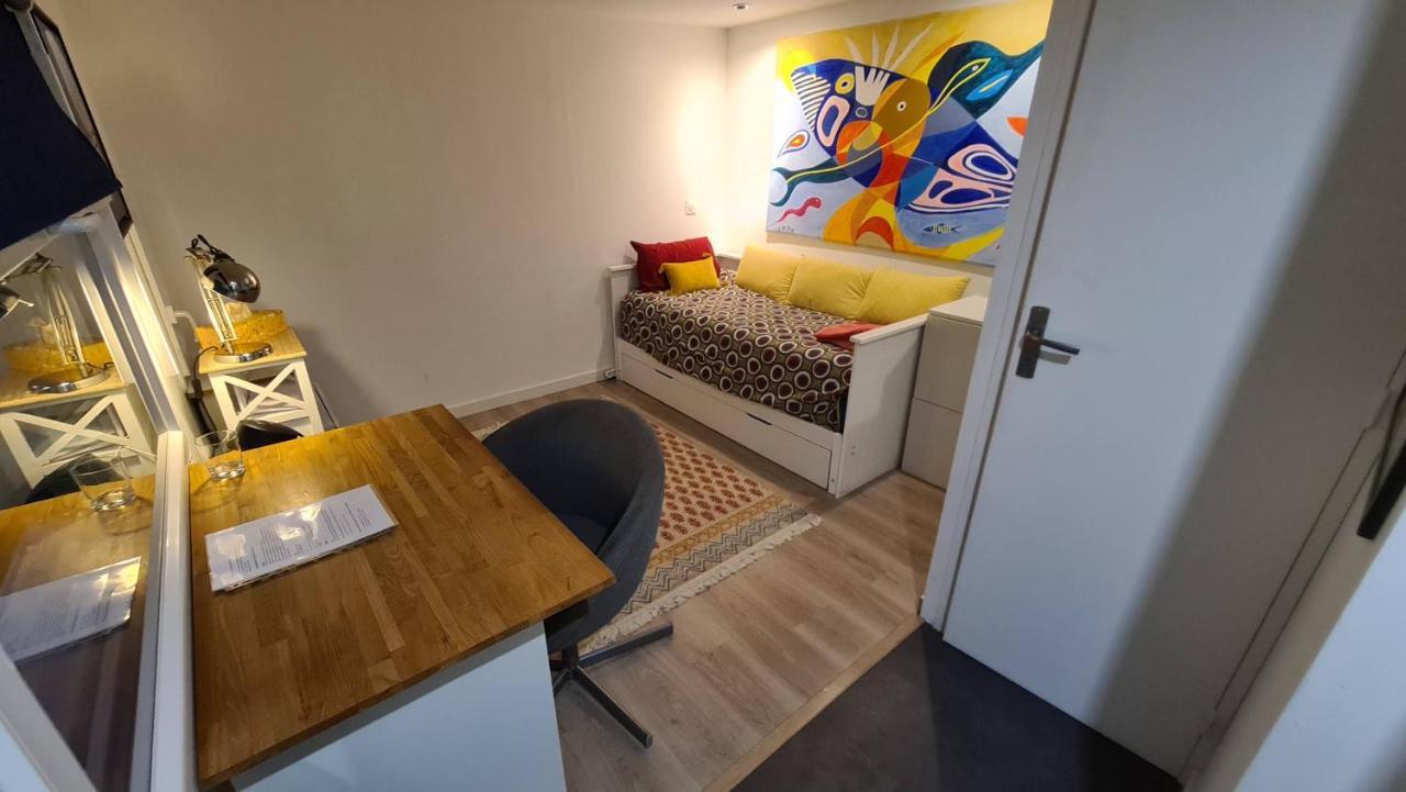 Le Studio Dans Le Jardin. Rosny-sous-Bois Εξωτερικό φωτογραφία